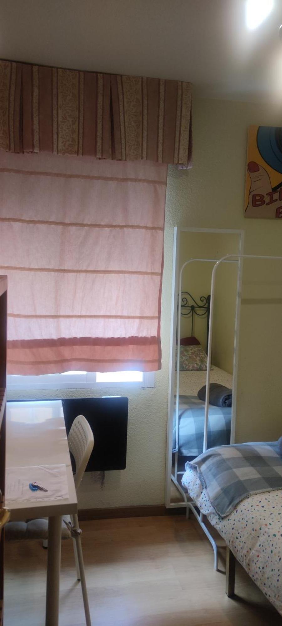 Habitacion Individual En Apartamento Centrico Madrid Chambre photo